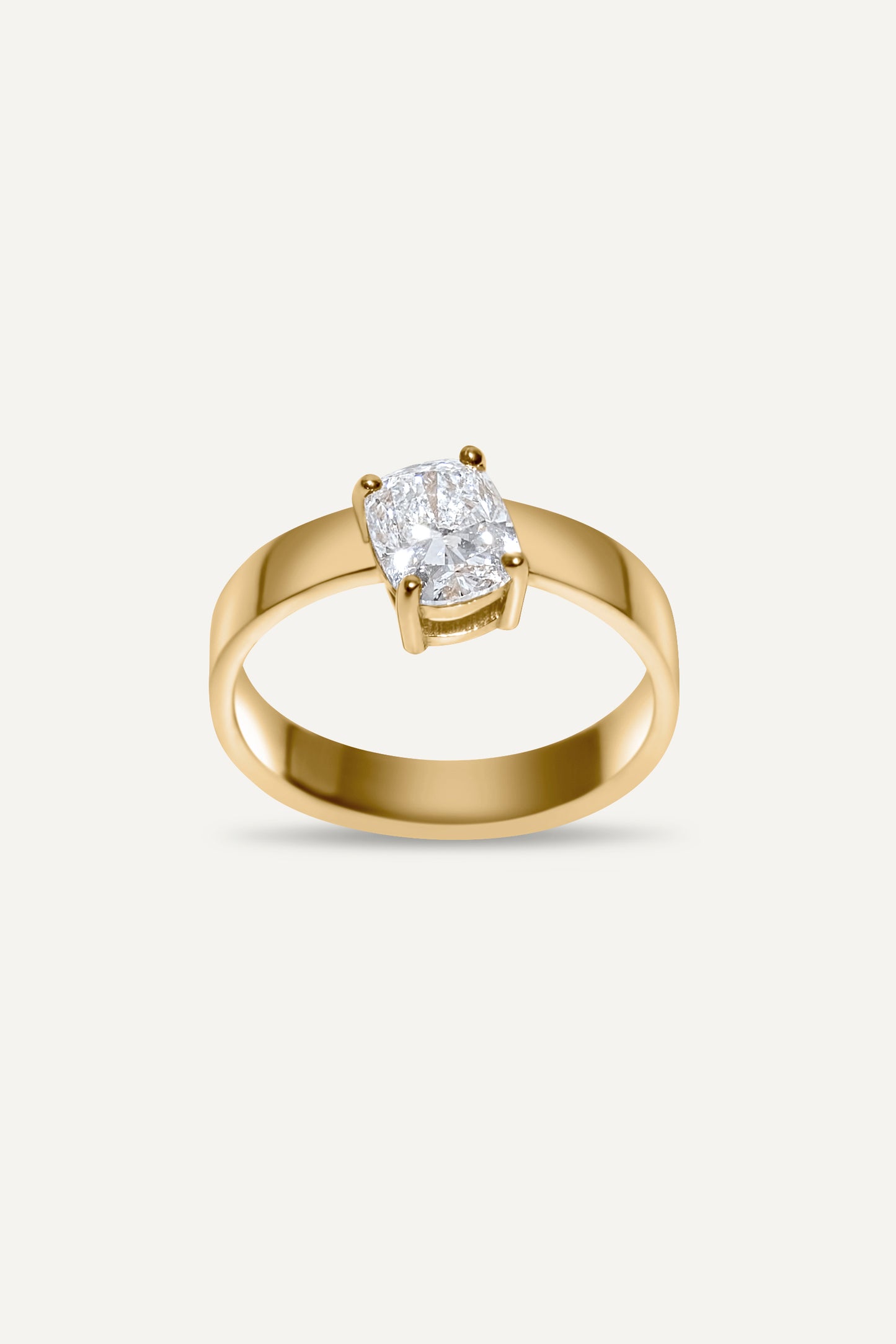 Cushion Diamond ring