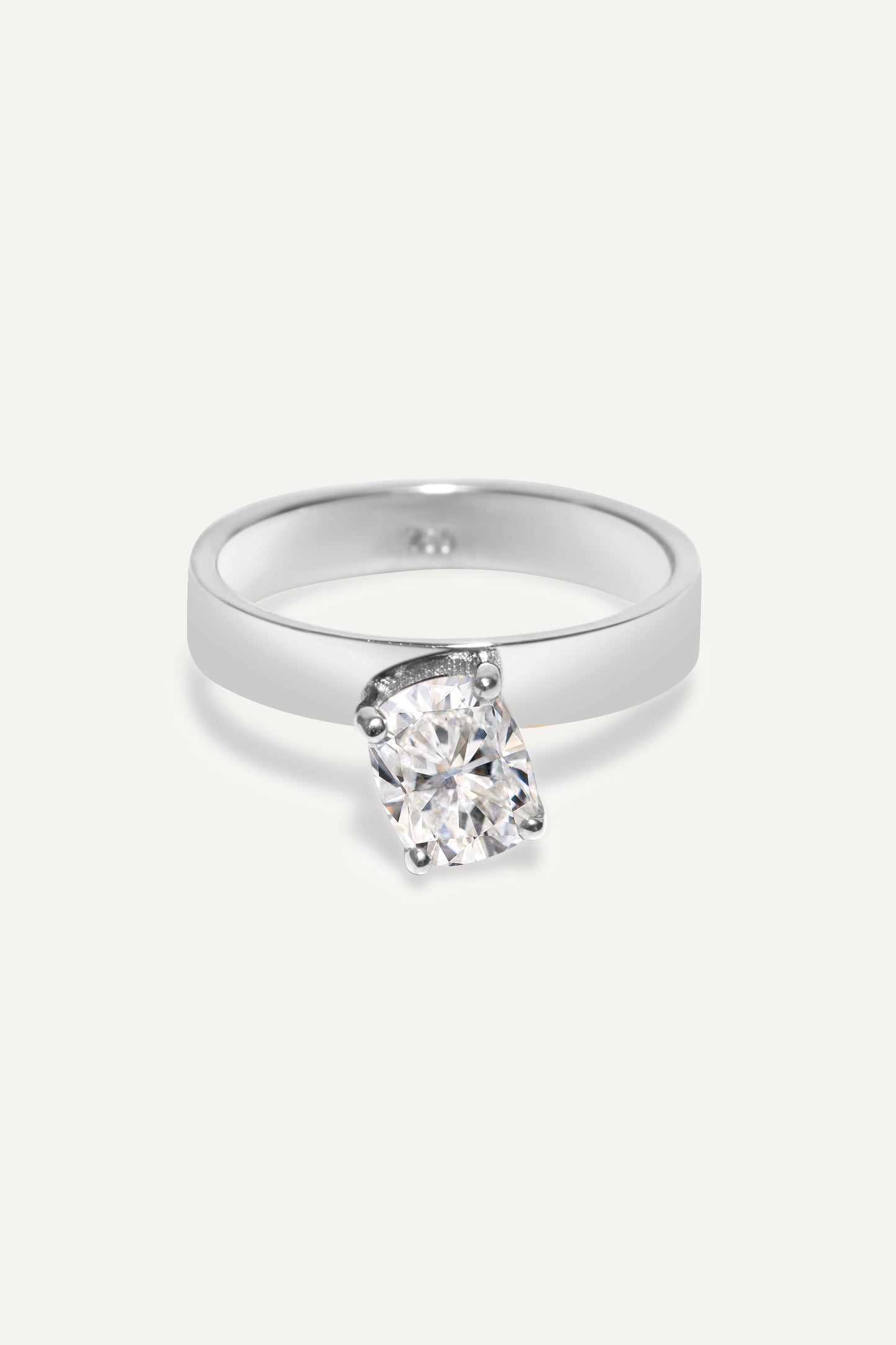 Cushion Diamond ring