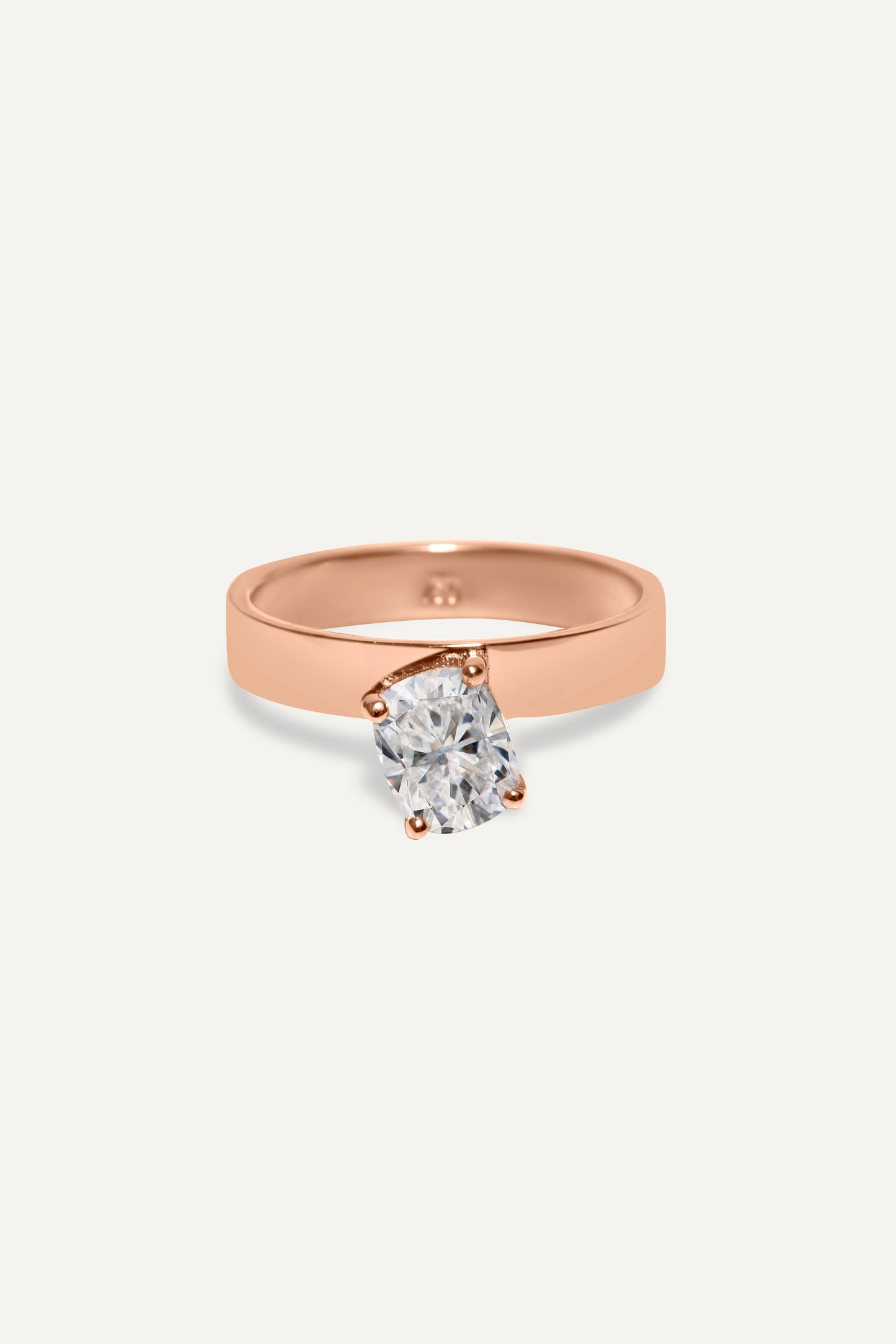 Cushion Diamond ring